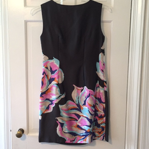 LOFT sleeveless dress with flower accents - Picture 3 of 3